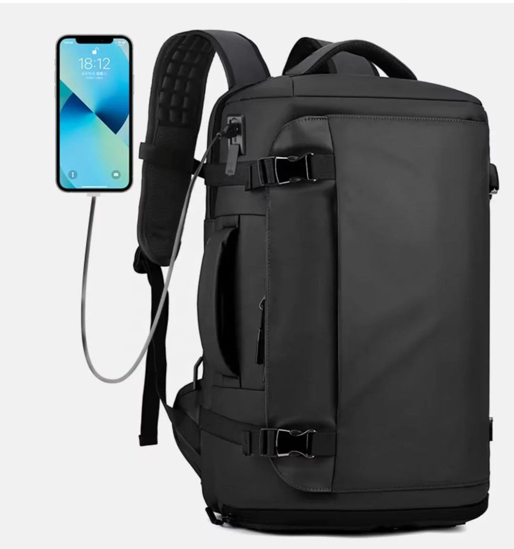 BACKPACK TRAVEL HACK